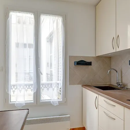 Invalides & Rue Cler - 1br - Cityapartmentstay *